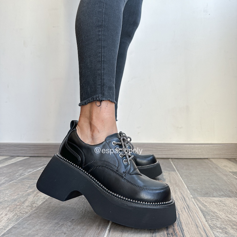 Charlotte Black 2513