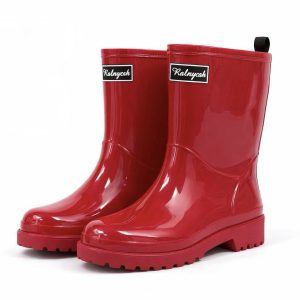 Rain boots red